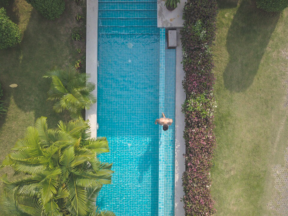 drone shot from infinity private pool